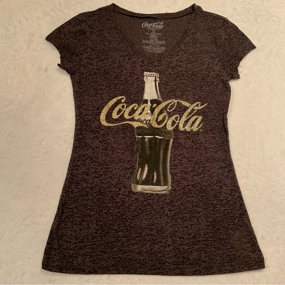 Women’s Coca Cola Juniors’ Gray T-Shirt With Glittery Gold Text Size Medium 7/9 - Picture 1 of 10